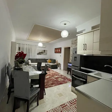 Shaholli Apartment Korce Exterior foto