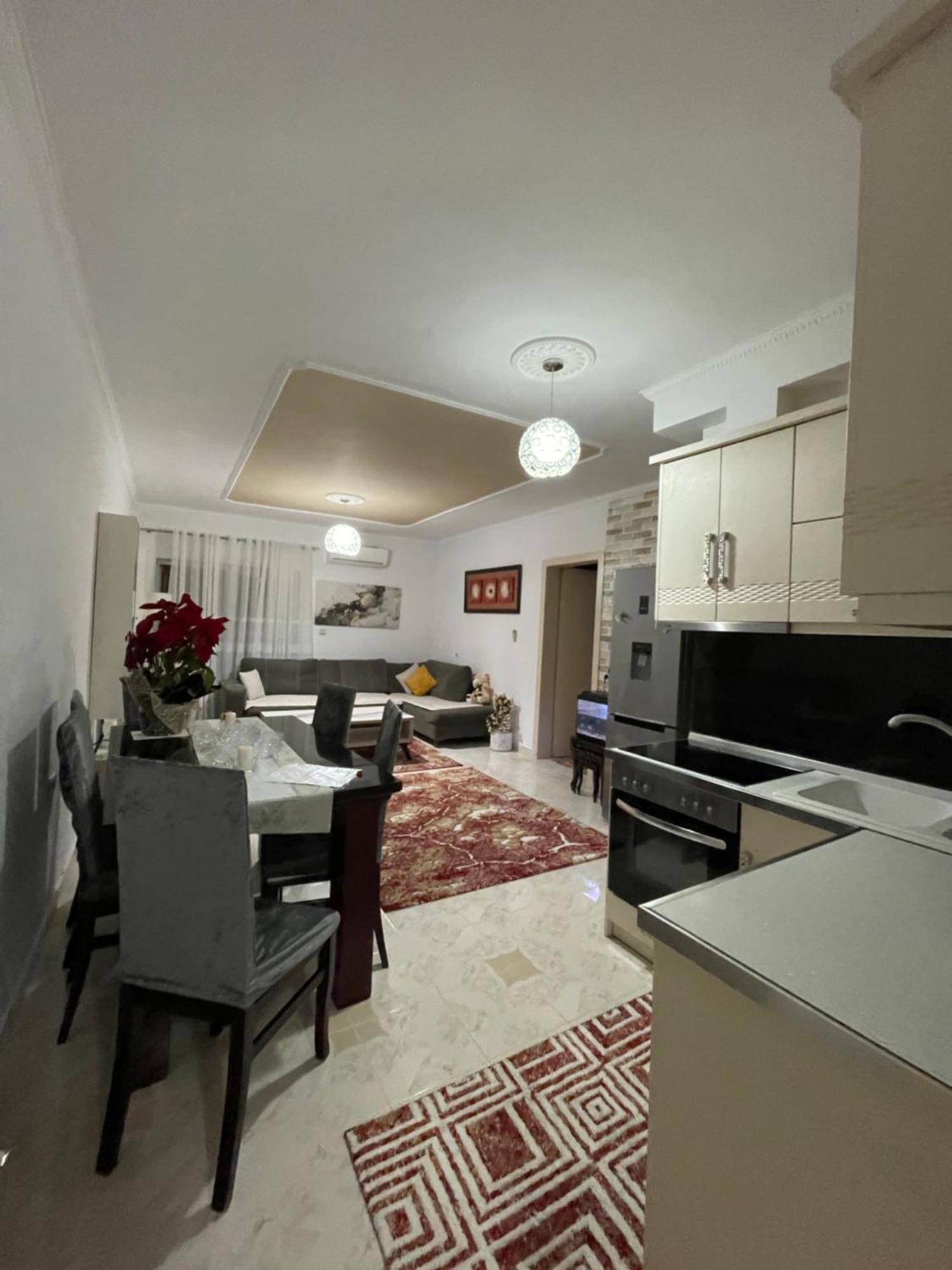 Shaholli Apartment *